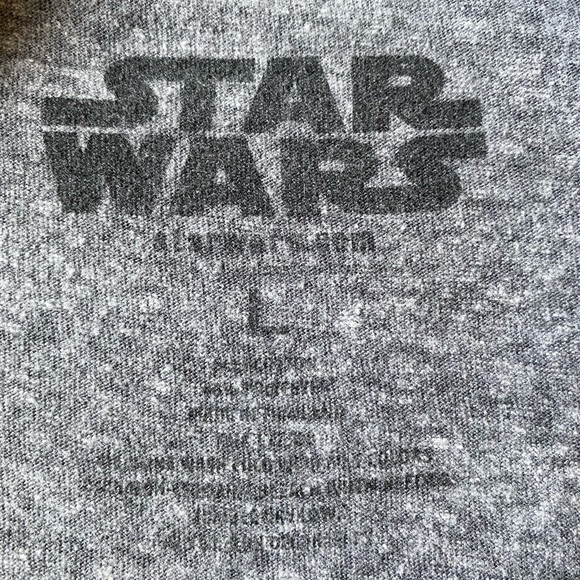 Star Wars branded Vader Helmet schematic T-shirt. - Picture 5 of 7